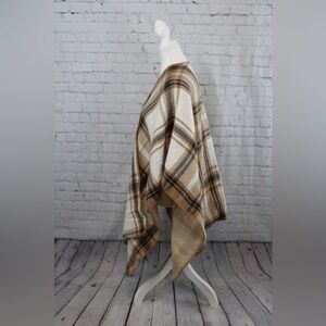 WOOLRICH BROWN AND BLACK PLAID SHRUG - Size OS SKU:132
